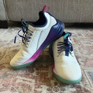 Cloves - Classic in Arctic Frost